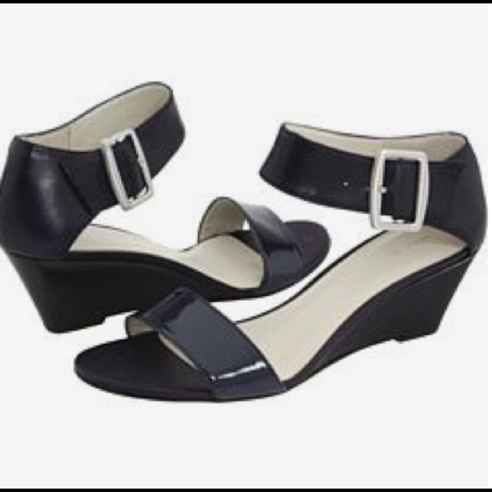 NWT! Nine West Punchy Sandal Navy Blue